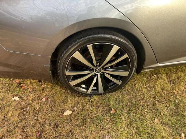 2021 Nissan Altima SR FWD