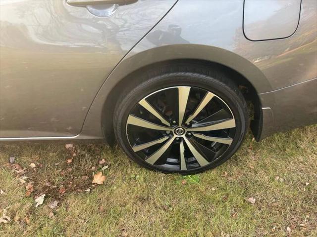 2021 Nissan Altima SR FWD