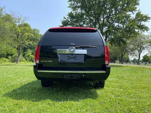 2008 Cadillac Escalade ESV Standard