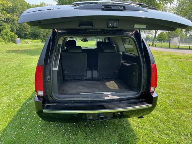 2008 Cadillac Escalade ESV Standard