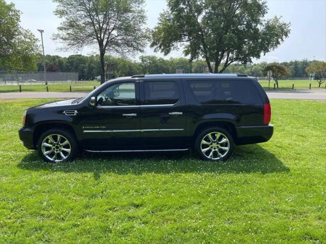 2008 Cadillac Escalade ESV Standard