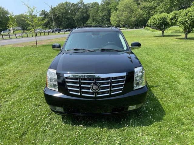 2008 Cadillac Escalade ESV Standard