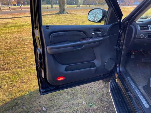 2008 Cadillac Escalade ESV Standard