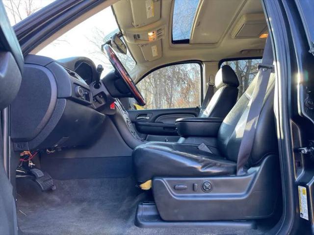 2008 Cadillac Escalade ESV Standard