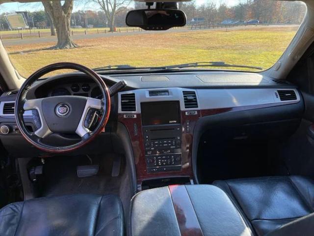 2008 Cadillac Escalade ESV Standard