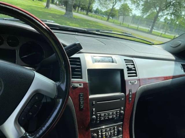 2008 Cadillac Escalade ESV Standard