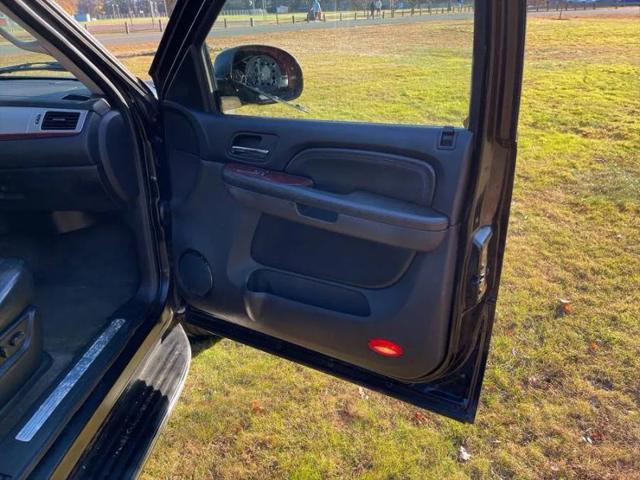 2008 Cadillac Escalade ESV Standard