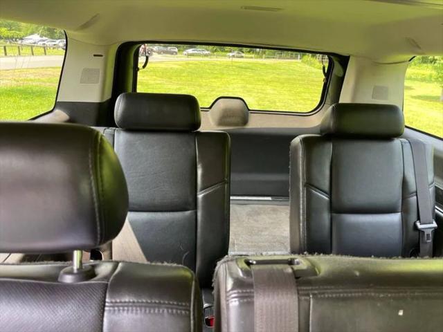 2008 Cadillac Escalade ESV Standard