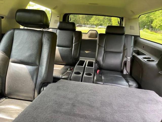 2008 Cadillac Escalade ESV Standard