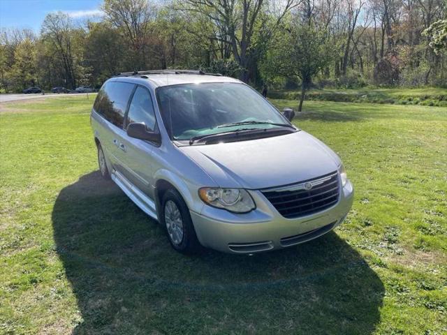 2005 Chrysler Town & Country LX for sale in Plainville, CT