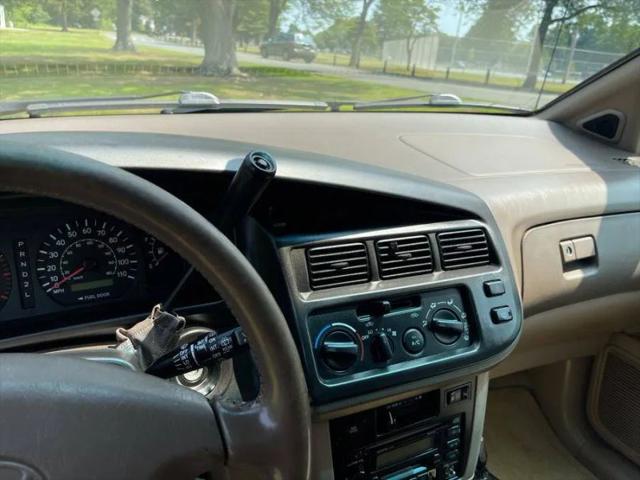 1999 Toyota Sienna LE