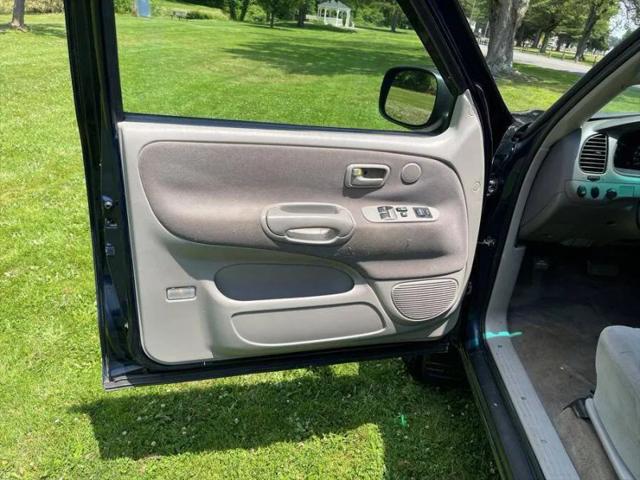 2003 Toyota Tundra SR5