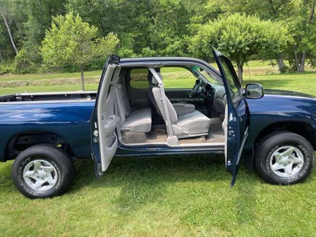 2003 Toyota Tundra SR5