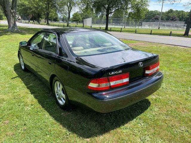 2001 Lexus ES 300 300