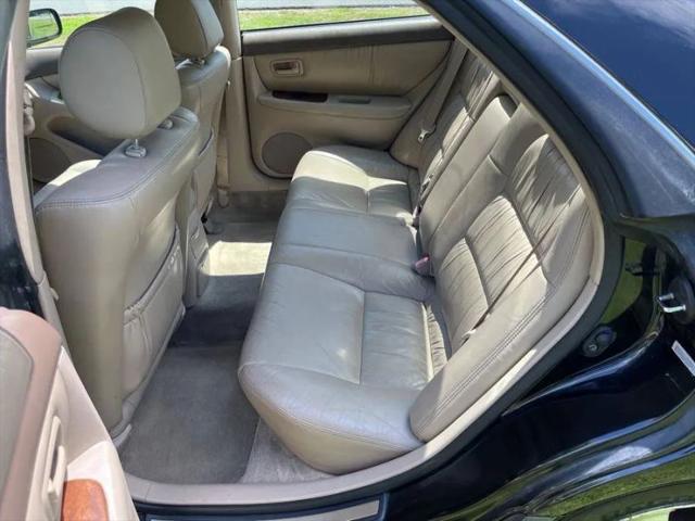 2001 Lexus ES 300 300