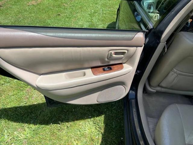 2001 Lexus ES 300 300