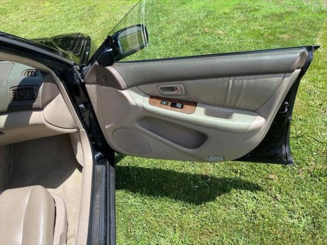 2001 Lexus ES 300 300