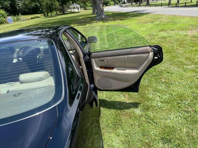 2001 Lexus ES 300 300