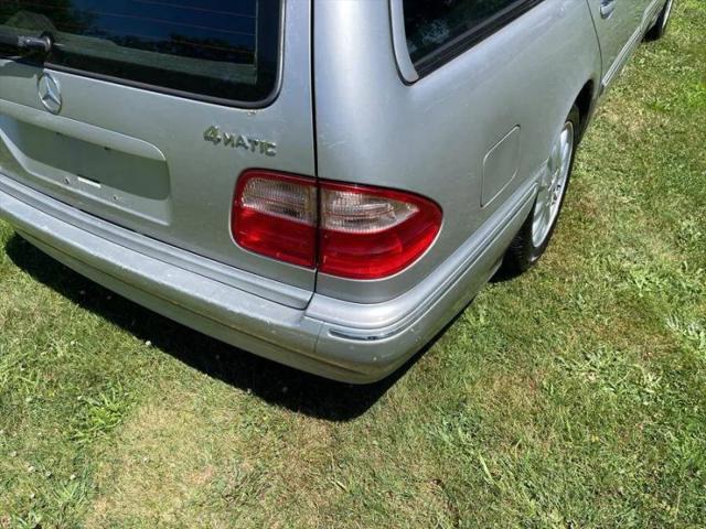 2002 Mercedes-Benz E 320 4M