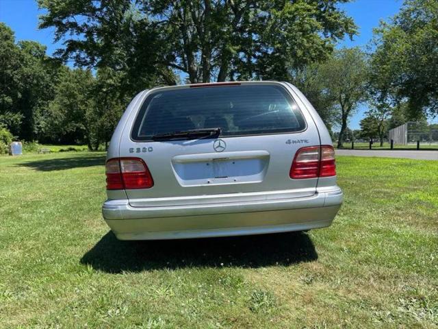 2002 Mercedes-Benz E 320 4M