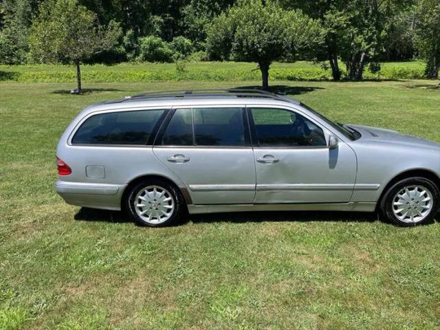 2002 Mercedes-Benz E 320 4M