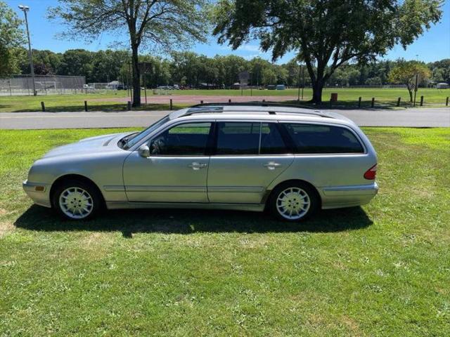2002 Mercedes-Benz E 320 4M