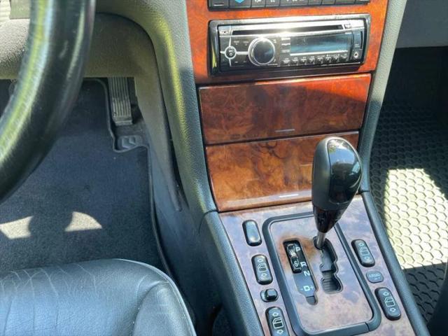 2002 Mercedes-Benz E 320 4M