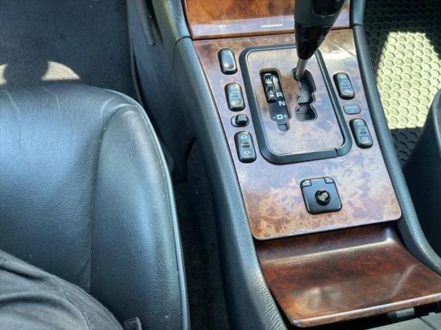 2002 Mercedes-Benz E 320 4M