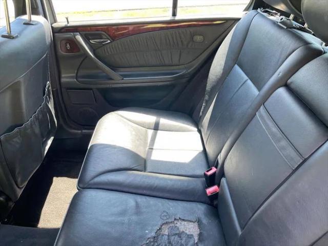 2002 Mercedes-Benz E 320 4M
