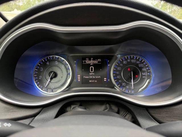 2016 Chrysler 200 Limited Platinum