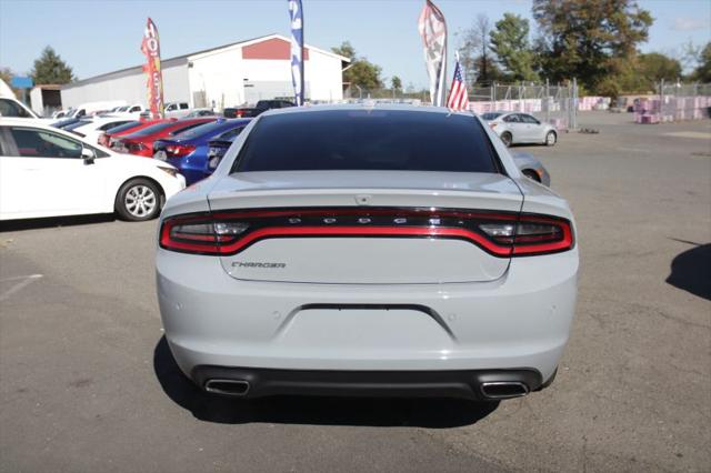 2021 Dodge Charger SXT RWD