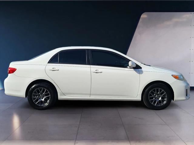 2011 Toyota Corolla LE