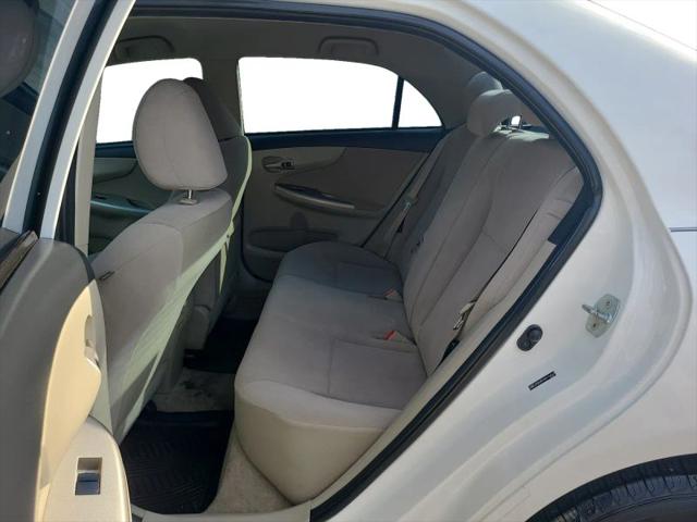 2011 Toyota Corolla LE