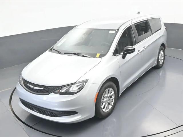 2026 Chrysler Voyager LX