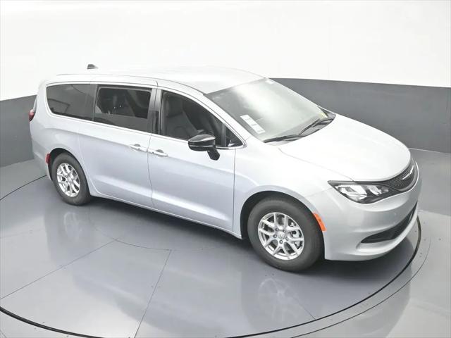 2026 Chrysler Voyager LX