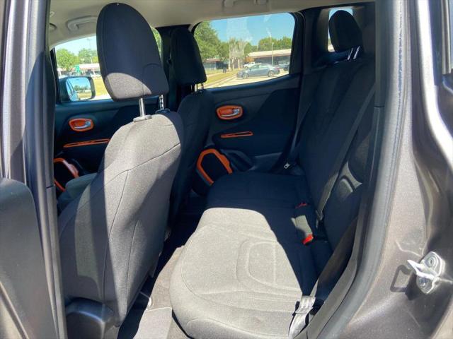 2019 Jeep Renegade Latitude FWD
