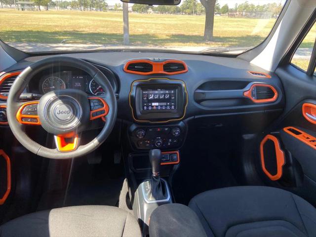 2019 Jeep Renegade Latitude FWD