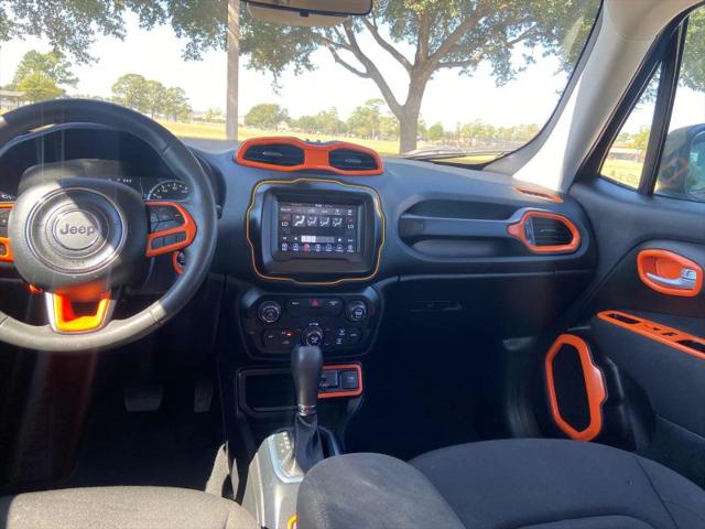2019 Jeep Renegade Latitude FWD