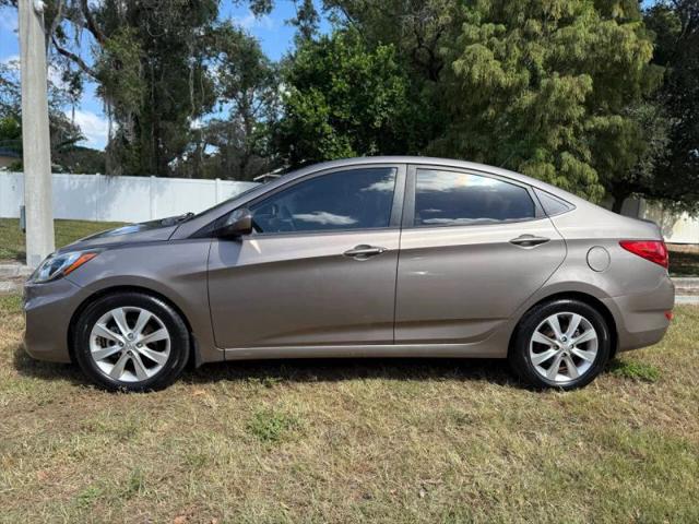 2013 Hyundai Accent GLS