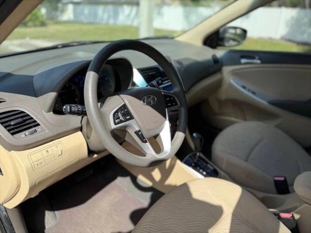 2013 Hyundai Accent GLS