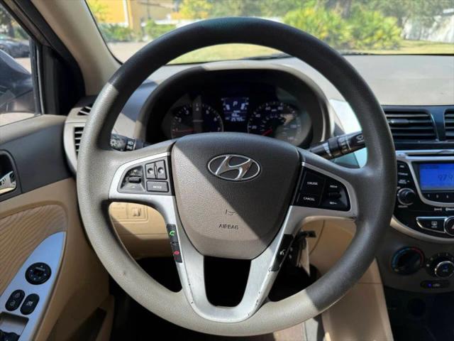 2013 Hyundai Accent GLS