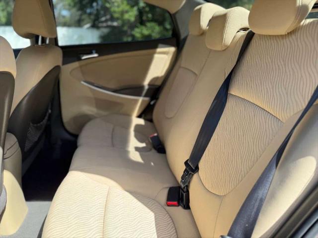 2013 Hyundai Accent GLS