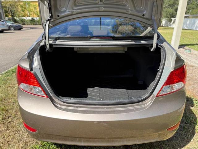 2013 Hyundai Accent GLS