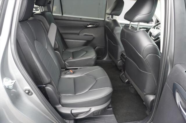 2025 Toyota Highlander XLE