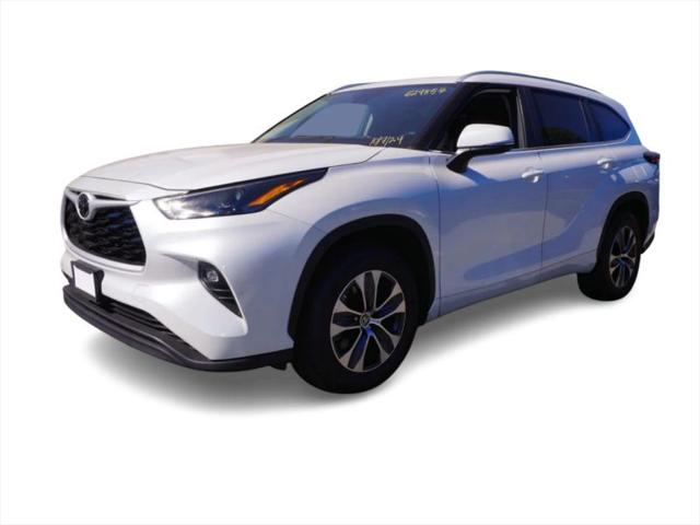 2025 Toyota Highlander XLE