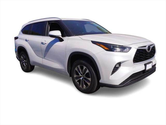 2025 Toyota Highlander XLE