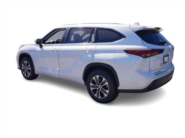 2025 Toyota Highlander XLE