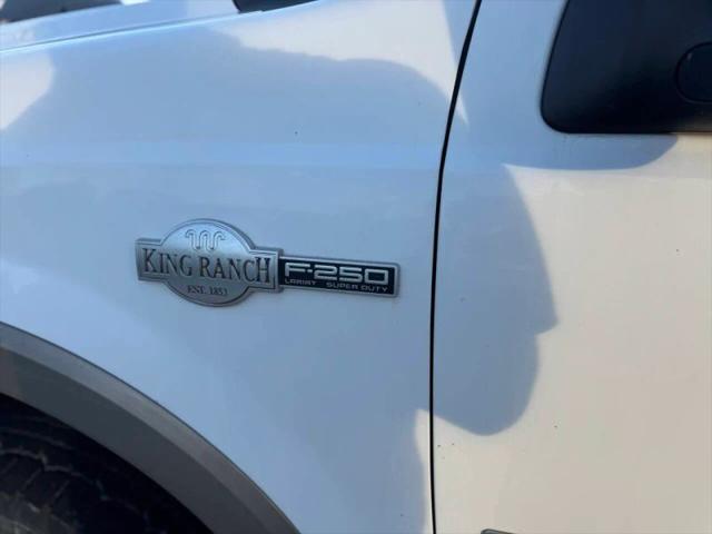 2004 Ford F-250 Lariat