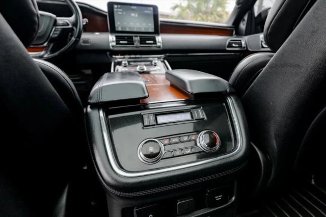 2018 Lincoln Navigator Select