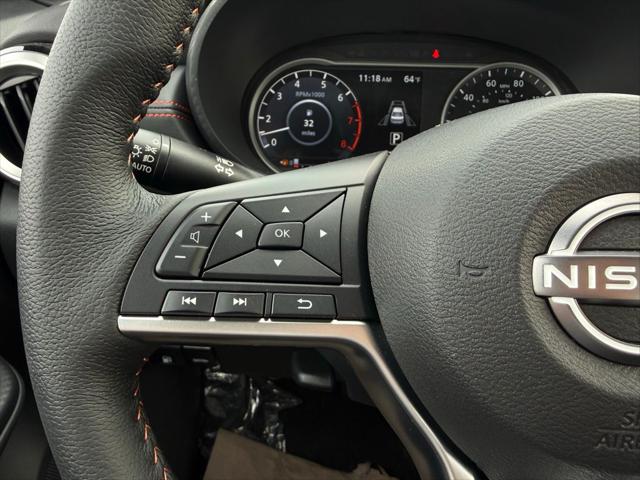 2025 Nissan Versa 1.6 SR